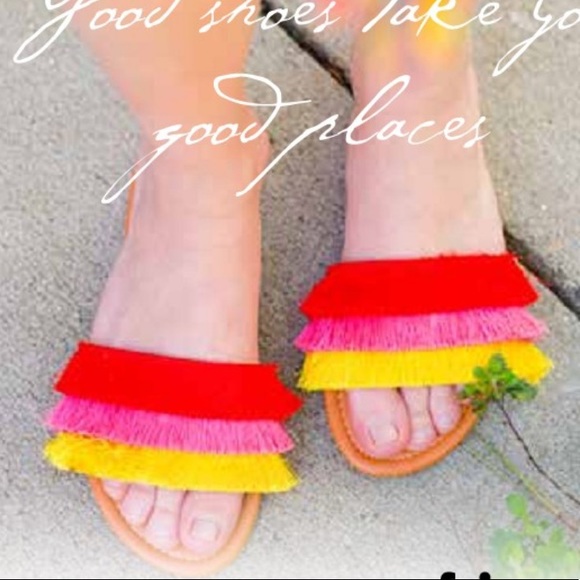 Fringe Sandals - Picture 2 of 3